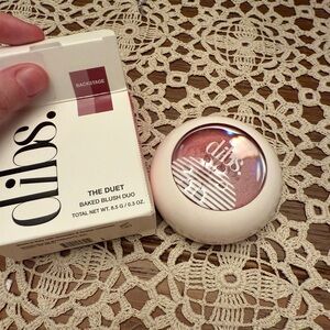 Dibs Baked Blush Duo in Backstage